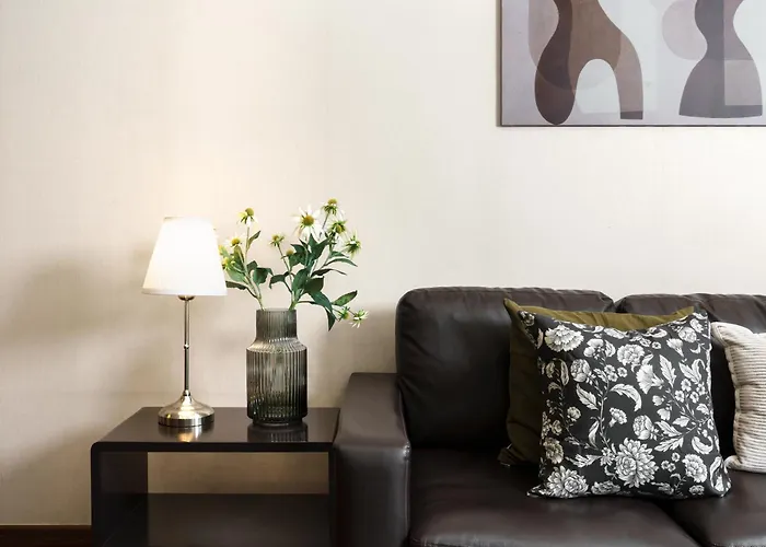 King-suite With Balcony And A Full Kitchen Near Thonglorbts 아파트