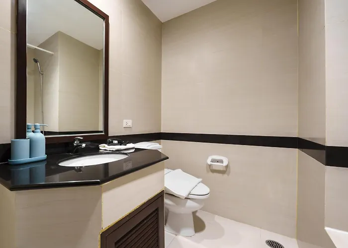 King-suite With Balcony And A Full Kitchen Near Thonglorbts *